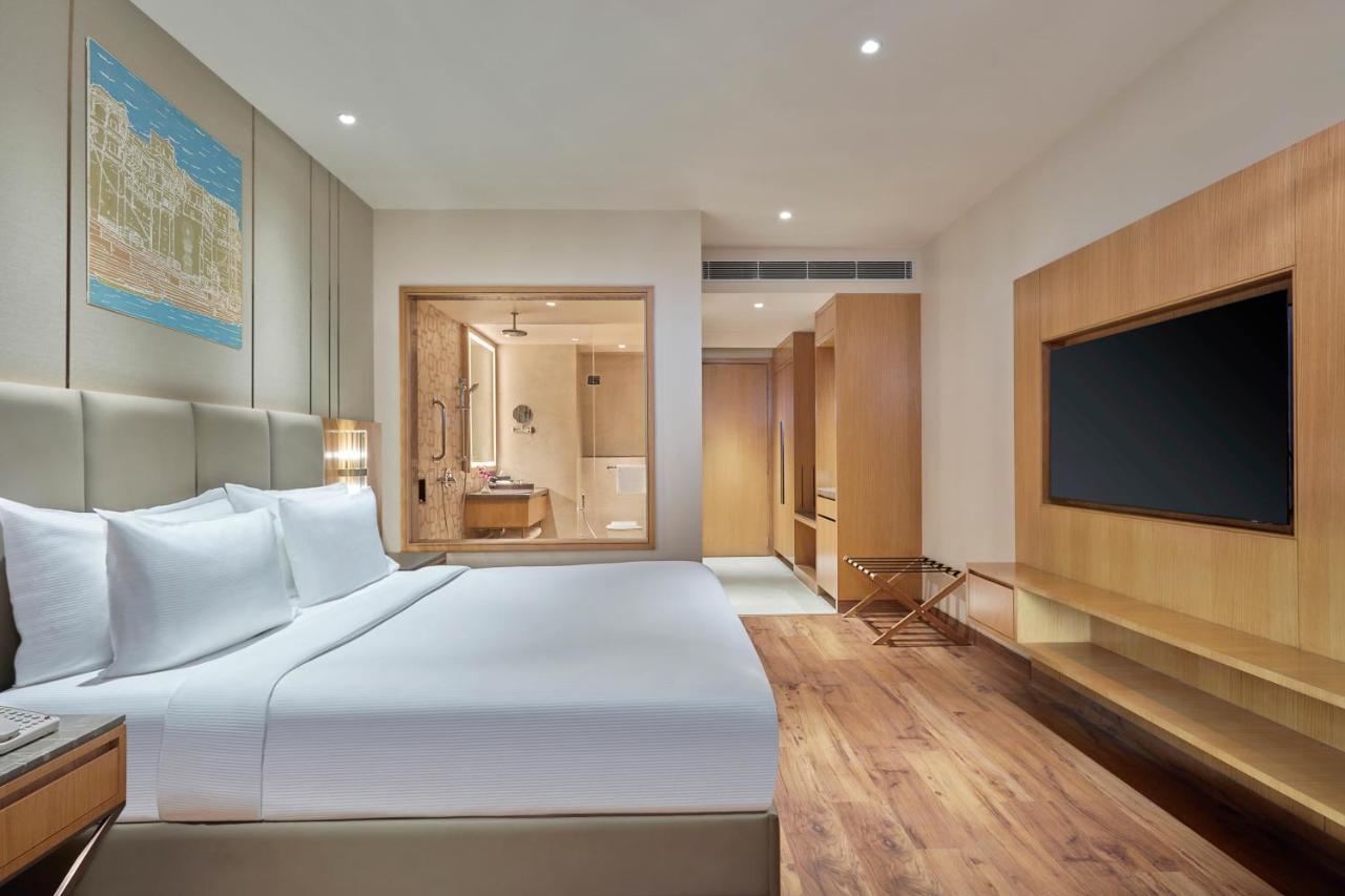 Doubletree By Hilton Βαρανάσι Εξωτερικό φωτογραφία