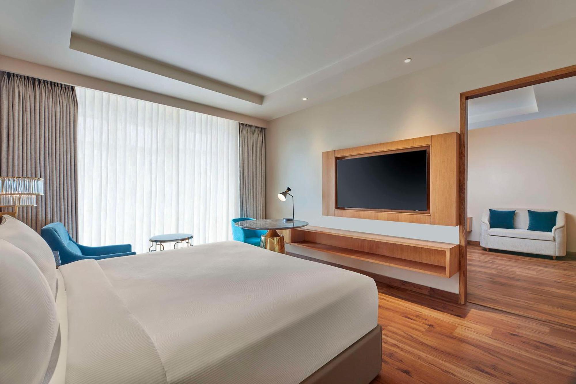 Doubletree By Hilton Βαρανάσι Εξωτερικό φωτογραφία